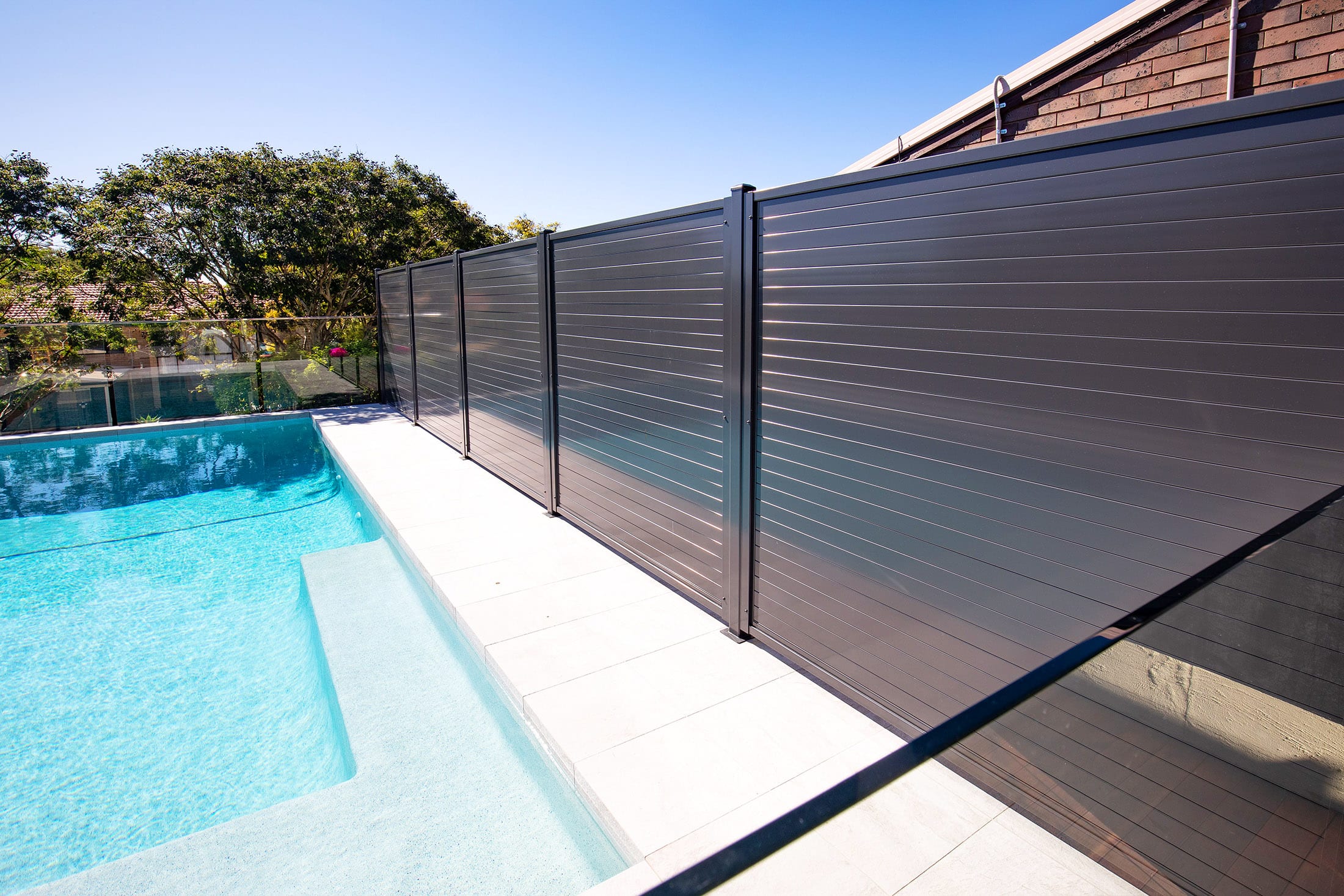 Pool privacy screen Pool privacy screen
